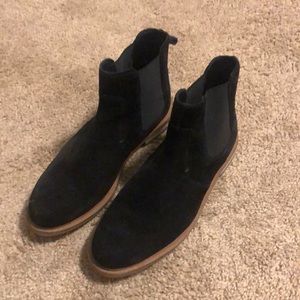 Men’s Clark’s suede Chelsea boot